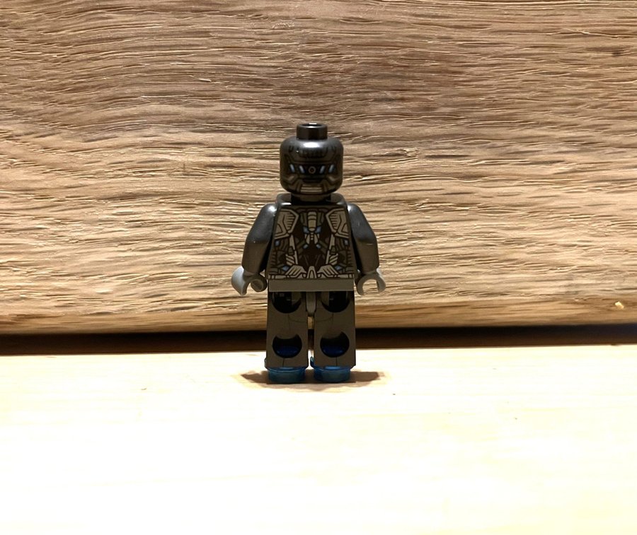 LEGO Minifigur: Ultron Sentry från LEGO Super Heroes