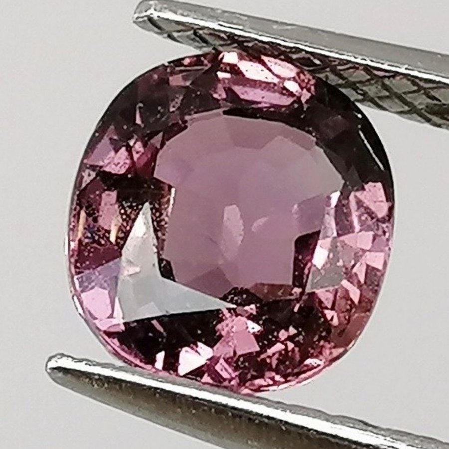 Padparadscha Sapphire with Certificate