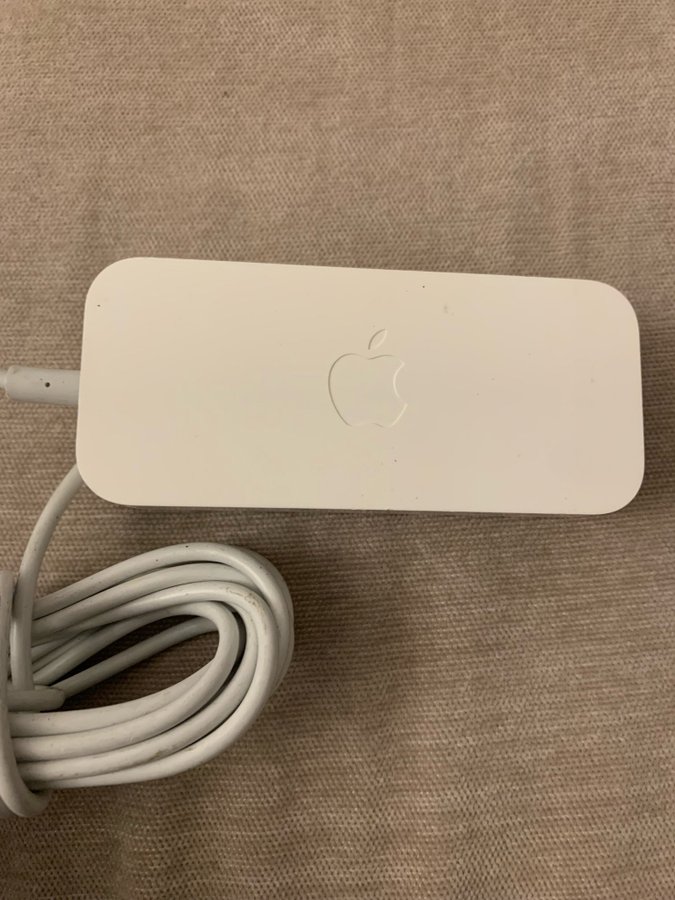 Apple Original Airport Exreme Base Station Power Supply Ac Adapter (A1202)