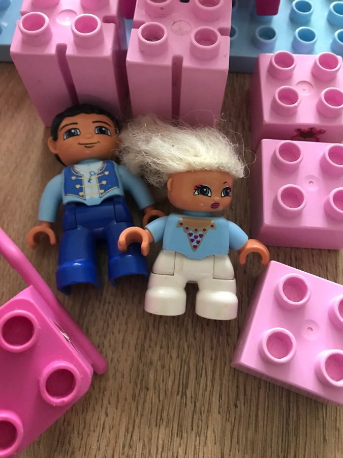 Lego Duplo Prinsessans slott med vagn