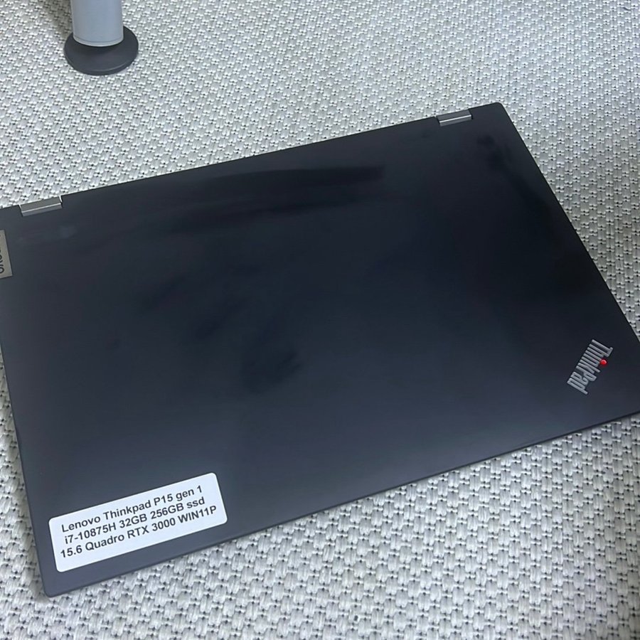 Lenovo Thinkpad P15 gen 1 i7 10875H, 32gb ram, RTX3000