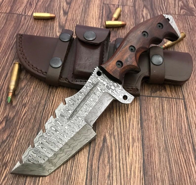 Custom Handmade Damascus Steel Tracker Knife - Stunning Handle Beautiful Knife