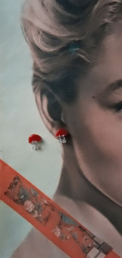 Korall örhängen med stift Studs Red Cherry Coral