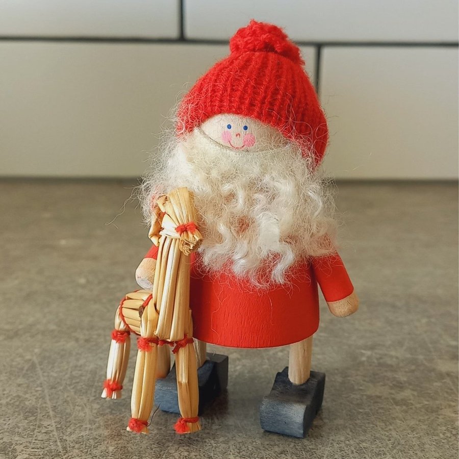 Tomte Trä Halmbock Jultomte Trätomte Bock Svenskt Hantverk Made in Sweden Retro