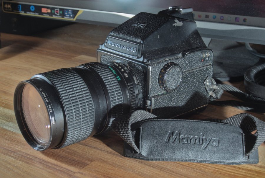 Mamiya M645 med två sökare