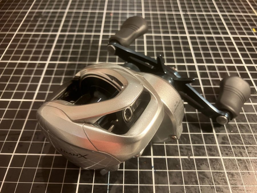 Shimano Tranx 301 HG