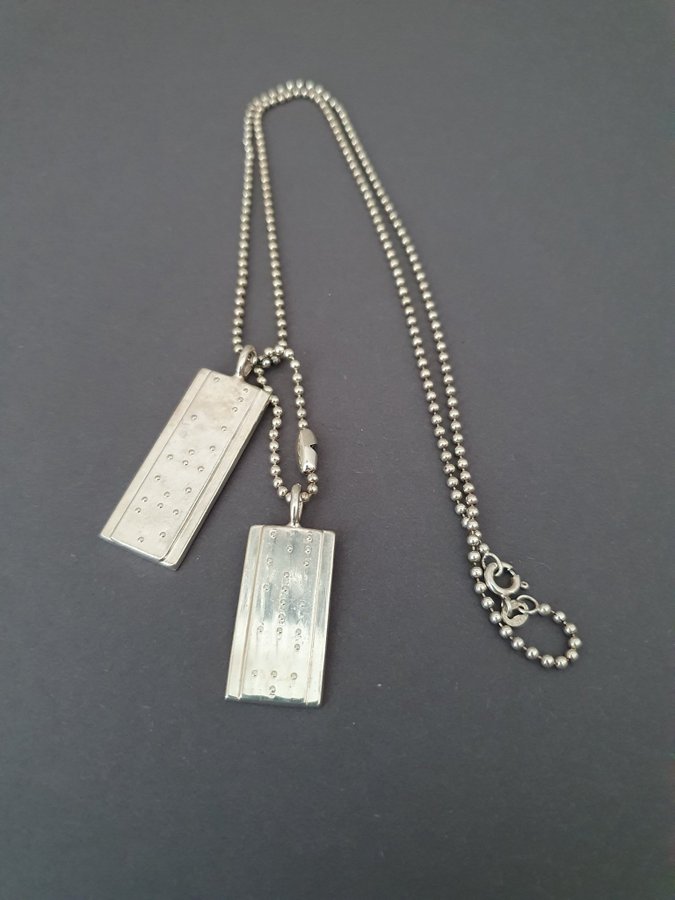 Silver Collier 925 av Efva Attling "Make Love Not War Tags" 50,5 cm Stämplad