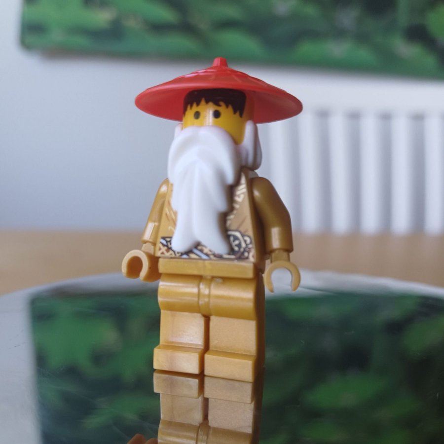 Lego Ninjago Wu Sensei - Pearl Gold Robe White Beard njo731