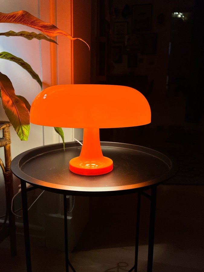 Snygg Orange retro-stil bordslampa