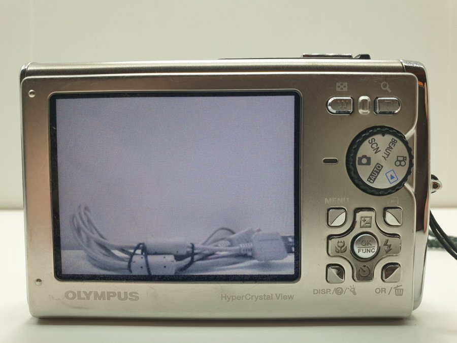 Olympus µ Tough-8000 Digitalkamera 1kr utropspris!