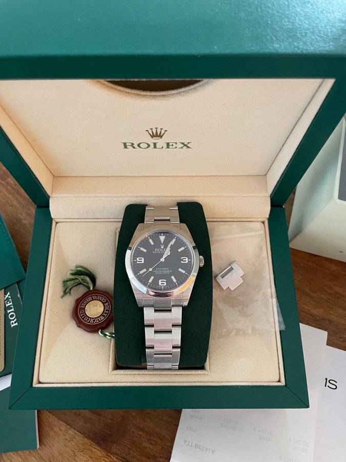 Rolex Explorer 214270 2014 ‘T-Rex’ - new service 2 year warranty