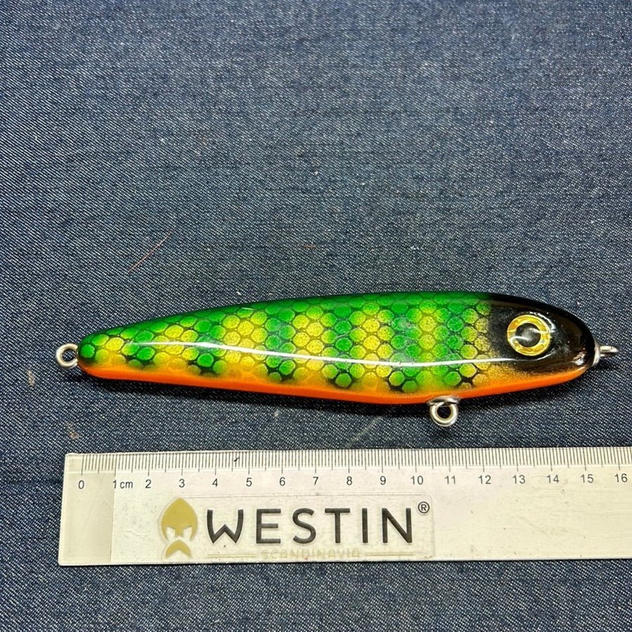 HANDGJORD JERKBAIT 68G.