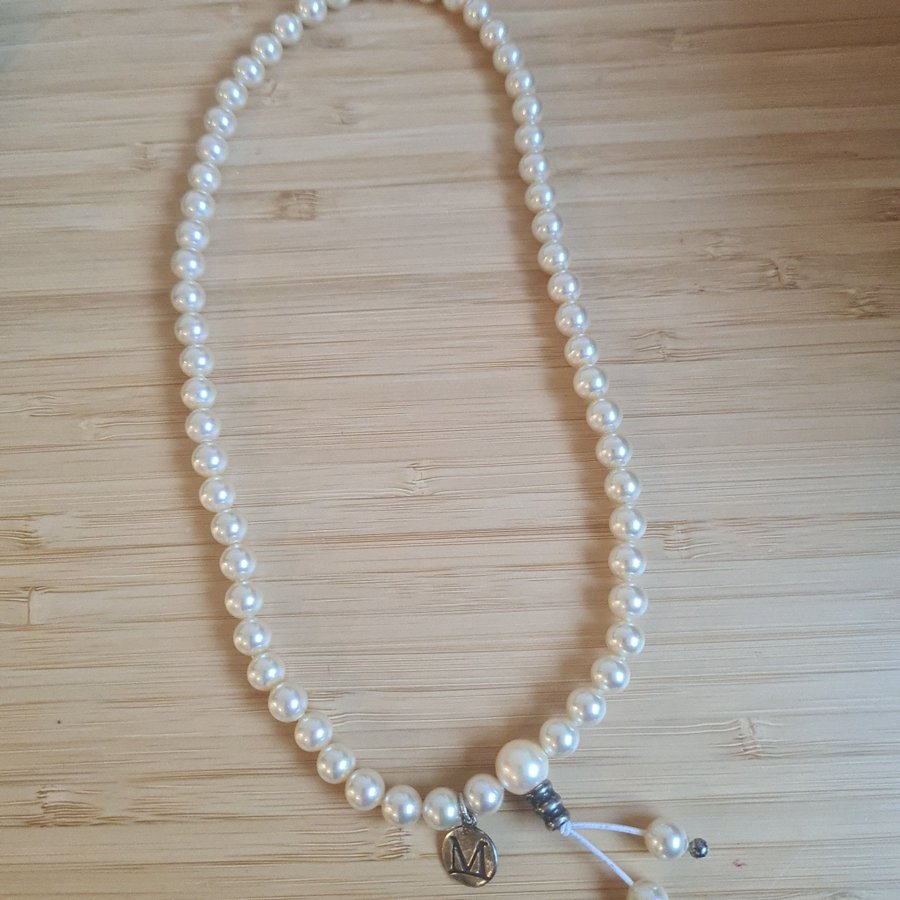 Majorica halsband med gula pärlor