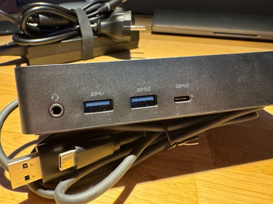 Dell Docking Station D6000 inkl 130W laddare