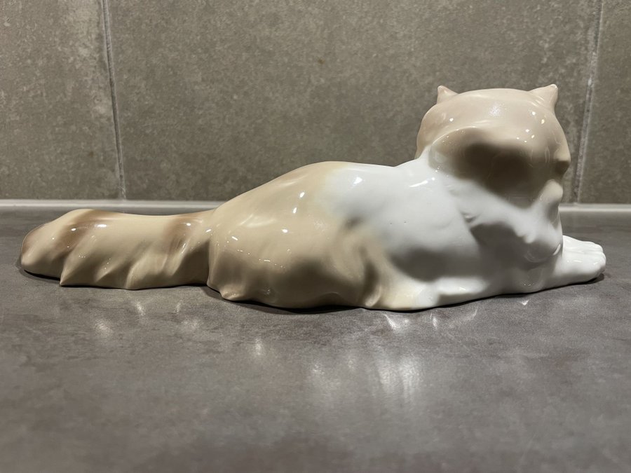 Lladro / Dao! STOR äldre Katt / Kattfigurin / figurin i riktigt fint skick!