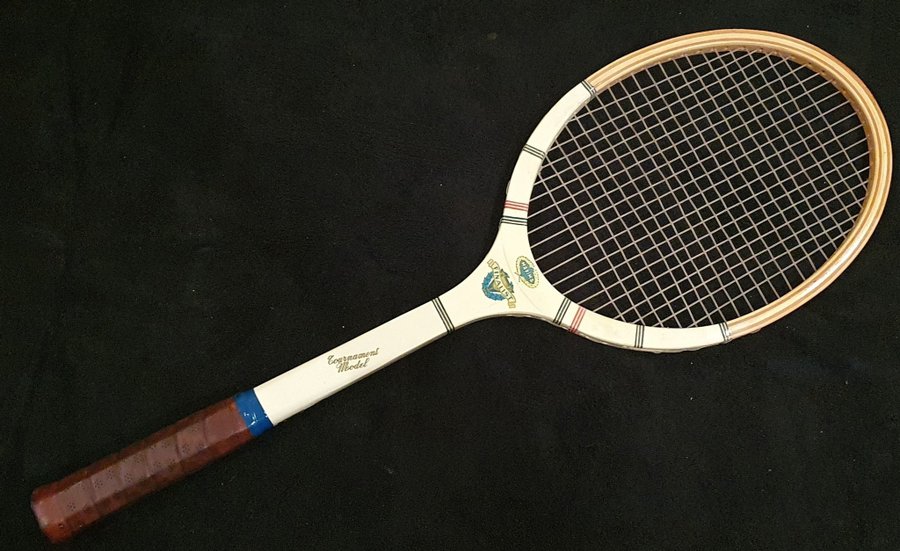 1 st Maxima Finalist klassisk tennisracket