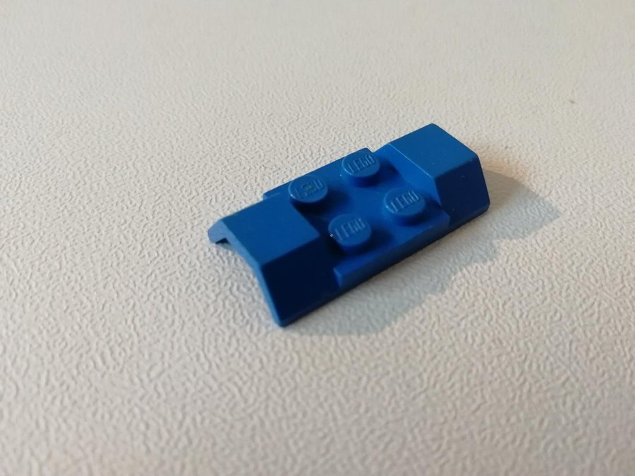 Lego - del till fordon - hjulhus - äldre - 2x4 - part 3787 - blå