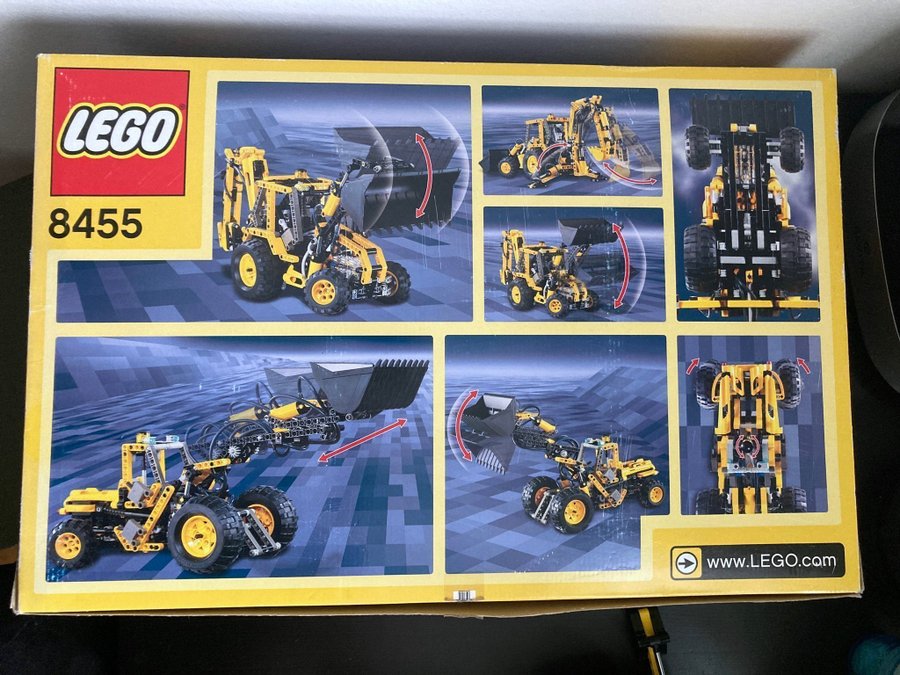 Lego Technic 8455 Back-hoe Loader 2003 traktor kartong utgången