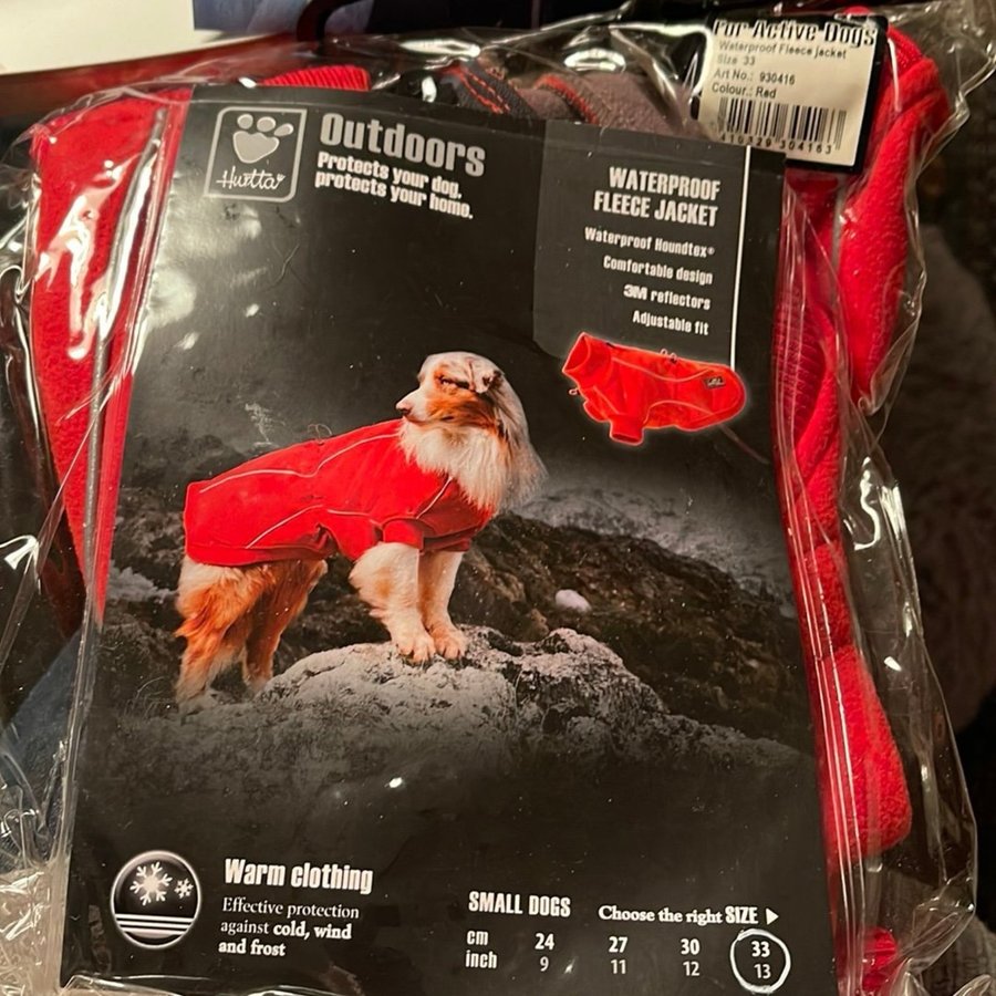 NY Hurtta röd jacka tag liten hund skydd jakt vattentät fleece ord pris 650 kr