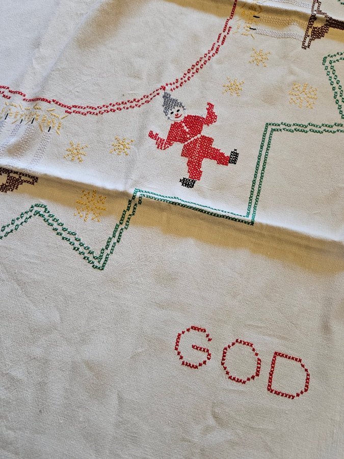 Gammal stor broderad julduk godjul