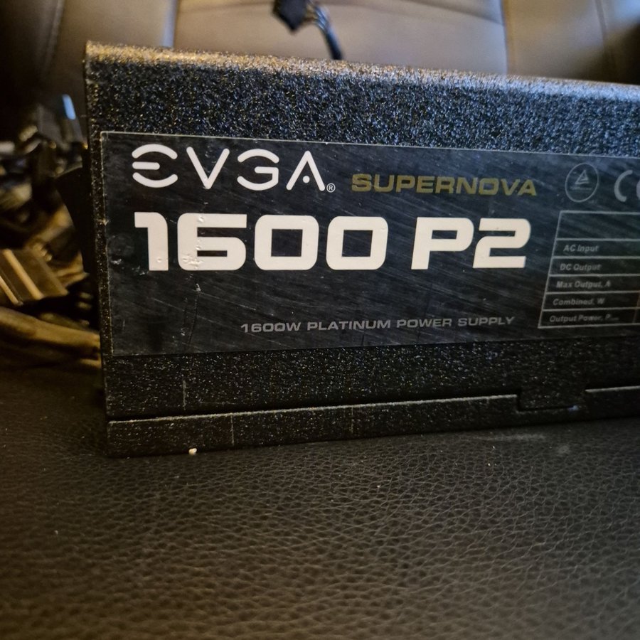 EVGA Supernova 1600 P2 1600W Platinum