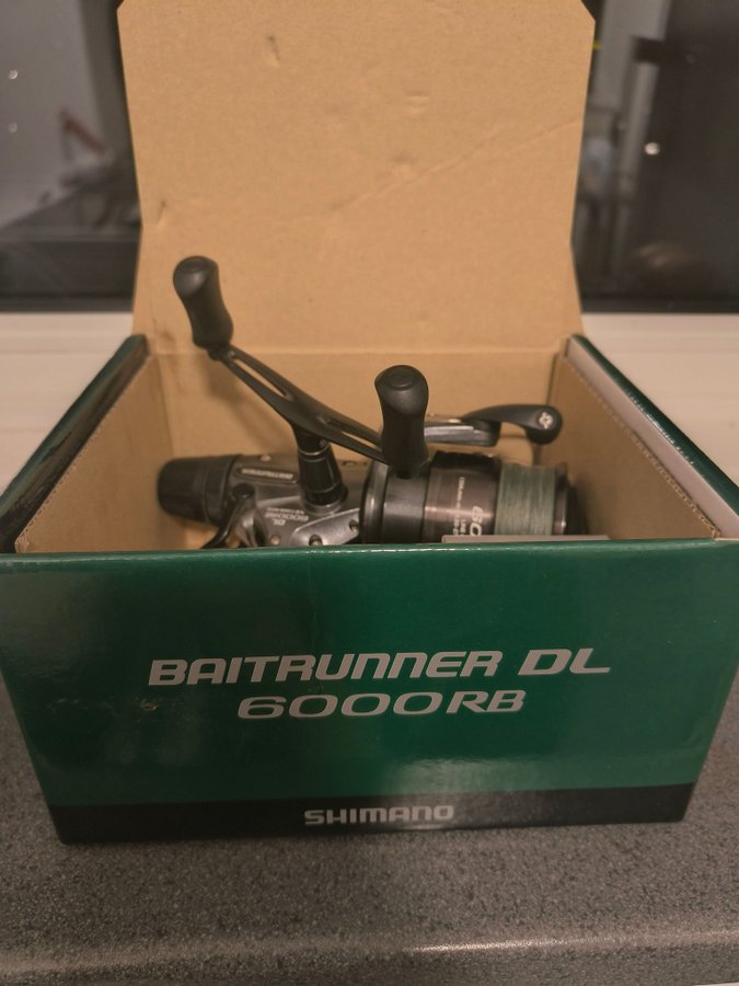 Shimano Baitrunner DL 6000 RB fiskehjul