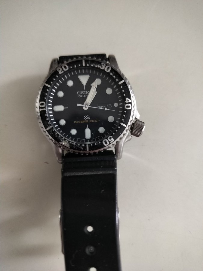 Seiko diver's 200m 5H26-7A10