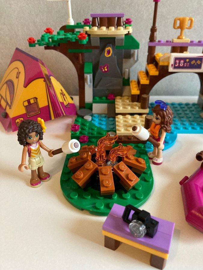 Lego Friends 41121 Äventyrslägret - forsränning, komplett!