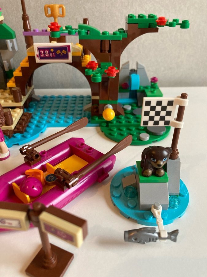 Lego Friends 41121 Äventyrslägret - forsränning, komplett!