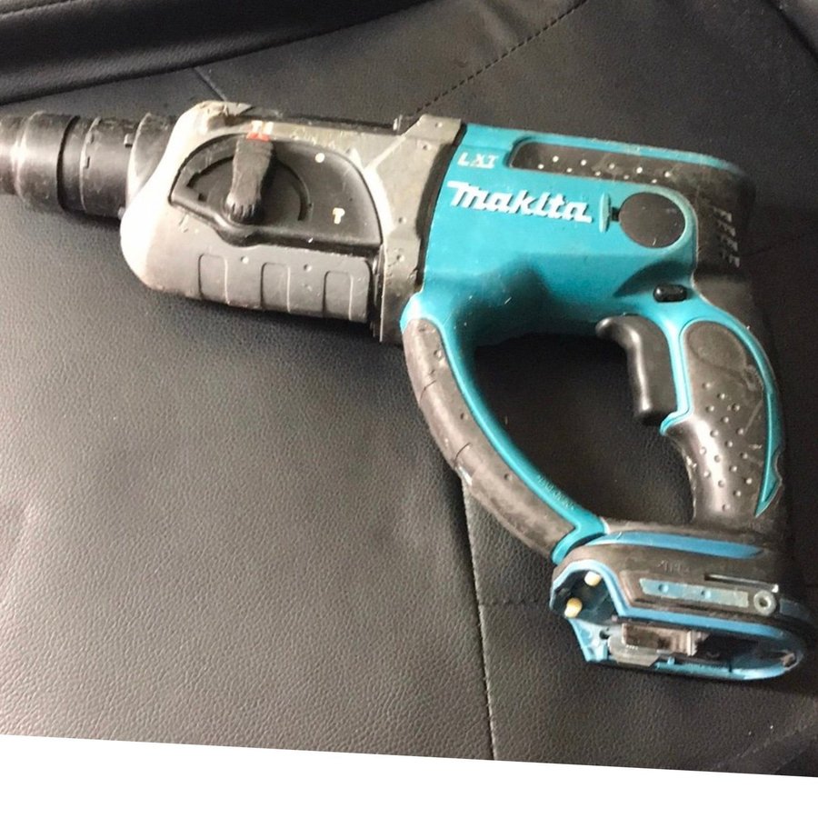 Makita SDS-Plus Slagborrmaskin DHR202