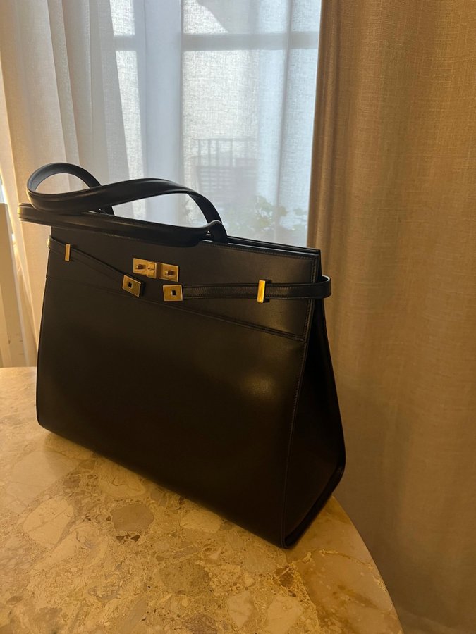 YSL Yves Saint Laurent Manhattan bag