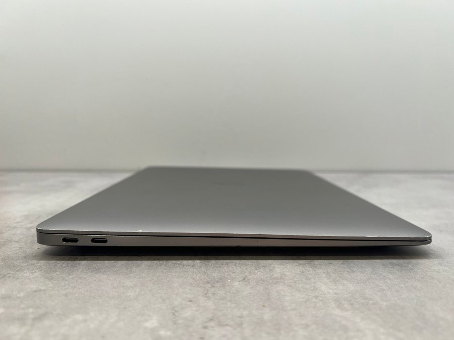 Macbook Air A2179 | i5-5200U | 8GB RAM | 256GB SSD | MacOS Sequoia