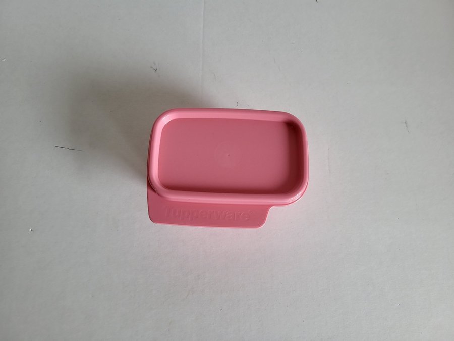 Tupperware Basic Line 1,8dl, rosa, HELT NY!