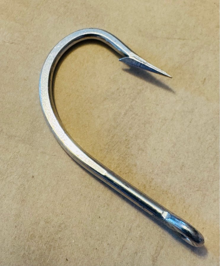 OBS MUSTAD 9/0 REF:7754D. 3 st kvalitetskrokar i original förpackning!