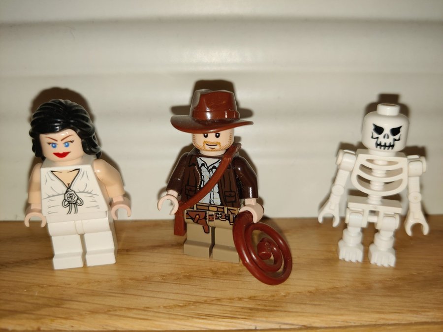 Lego Indiana Jones 7621 - Indiana Jones and the Lost Tomb