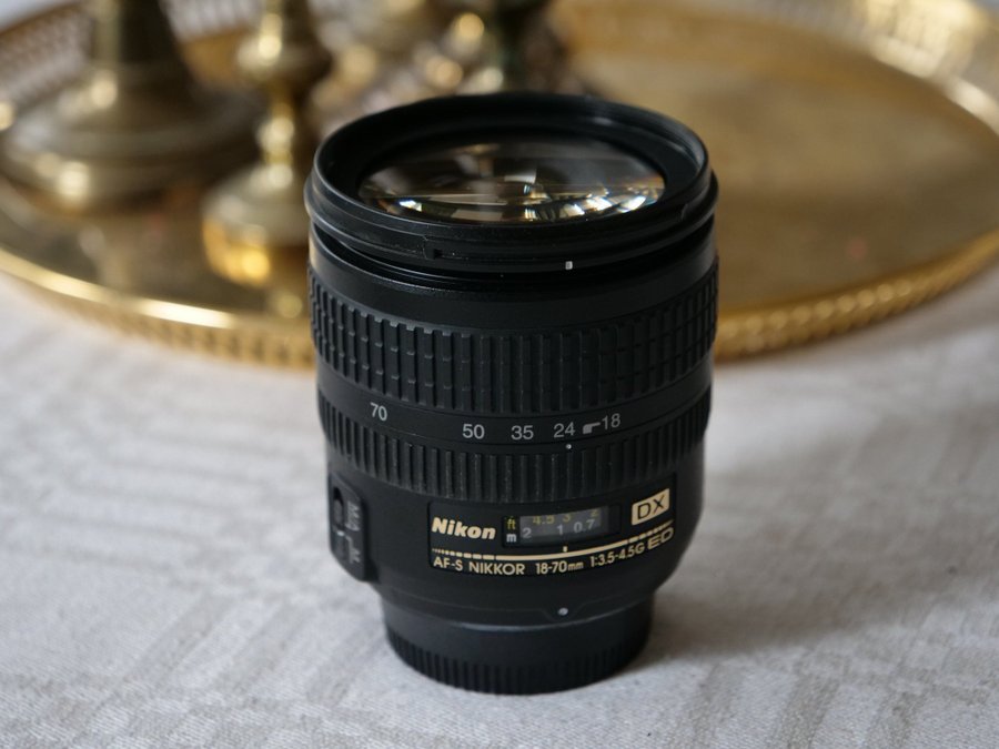 Nikon AF-S DX Nikkor 18-70mm f/35-45G IF-ED