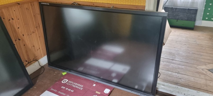 Clevertouch 84" Plus Series Touch Screen