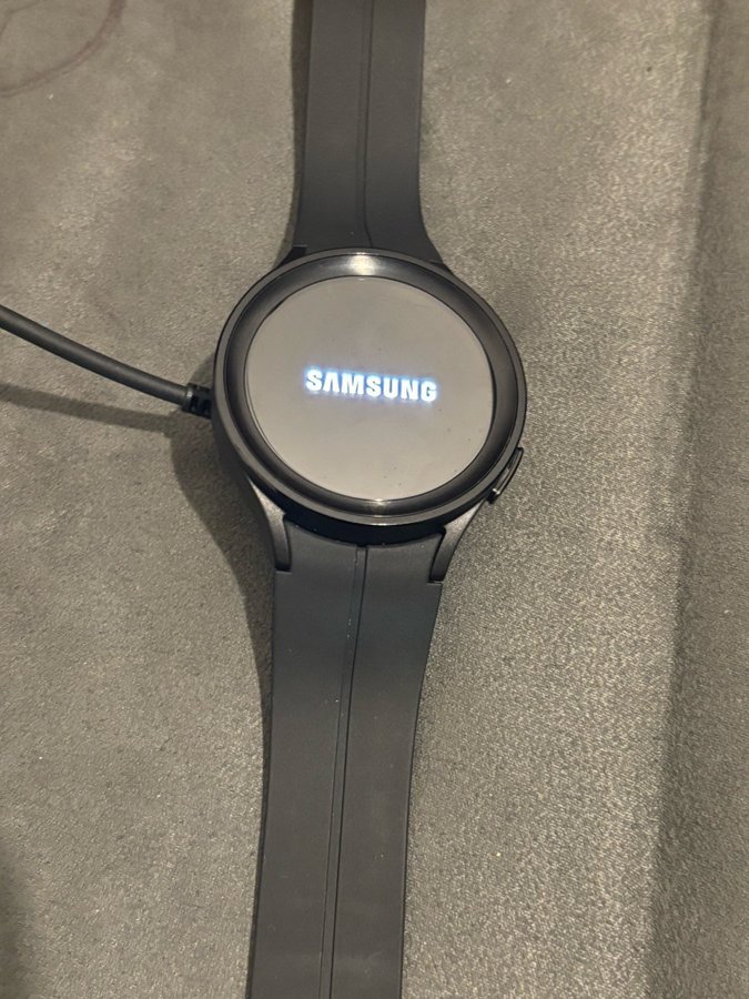 Samsung galaxy Watch 5 PRO