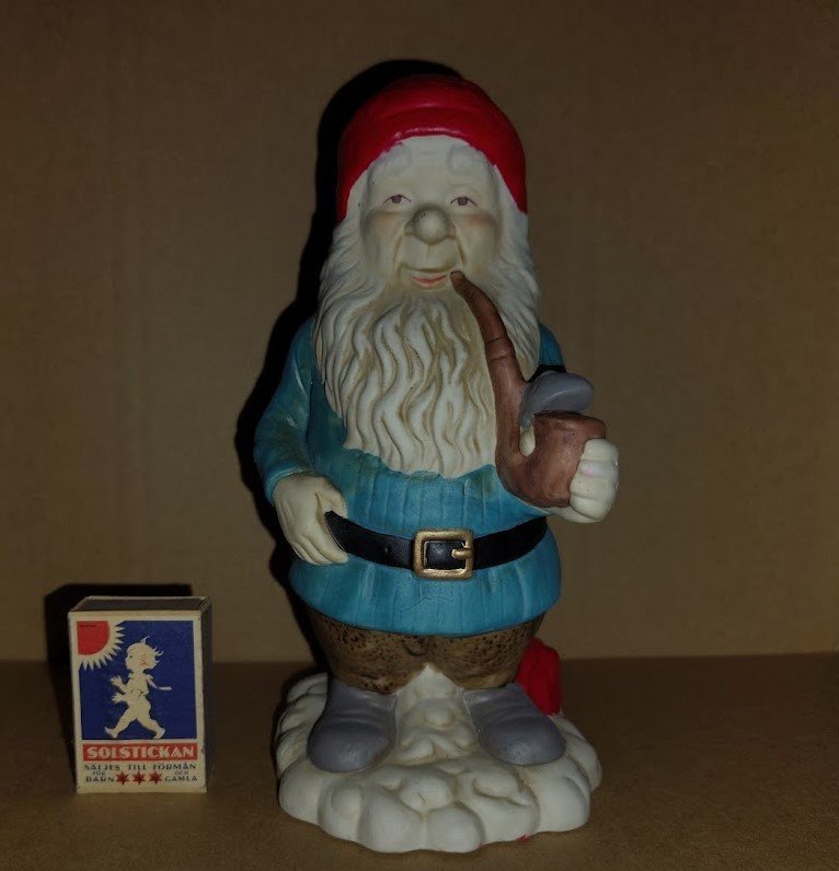 Tomte figur Kjell Midthun.