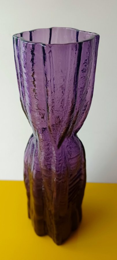 Krister Sjögren vase i smuk lilla farve( Woodstock 1960erne ) FREE SHIPPING