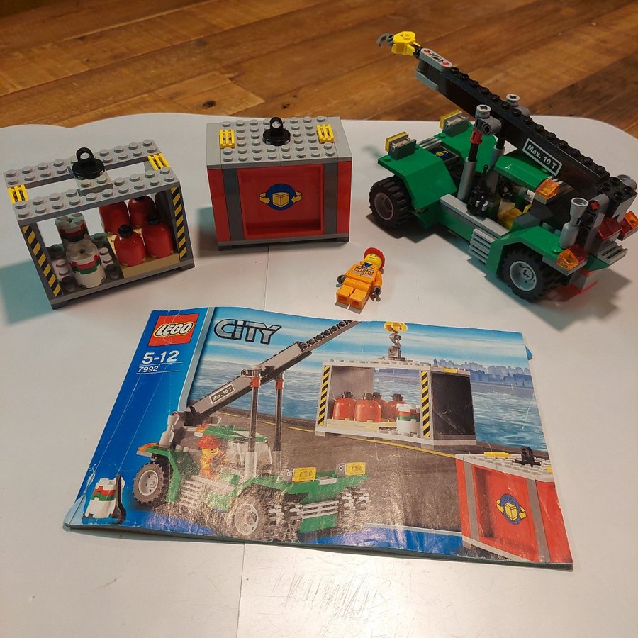 Lego City 7992 Kranbil med containrar