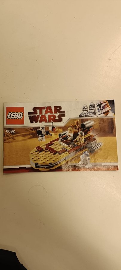 LEGO Star Wars 8092 Luke's Landspeeder (2010)