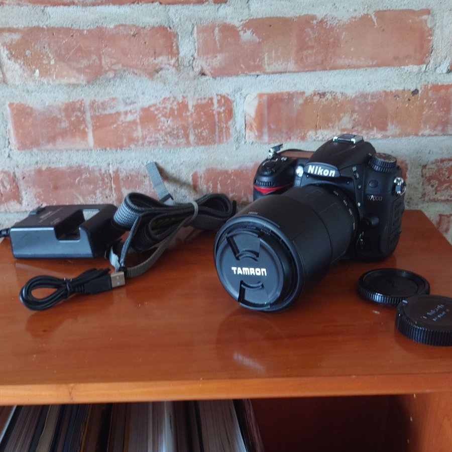 Nikon D7000 168mp 64gb ram 28-200mm objektiv