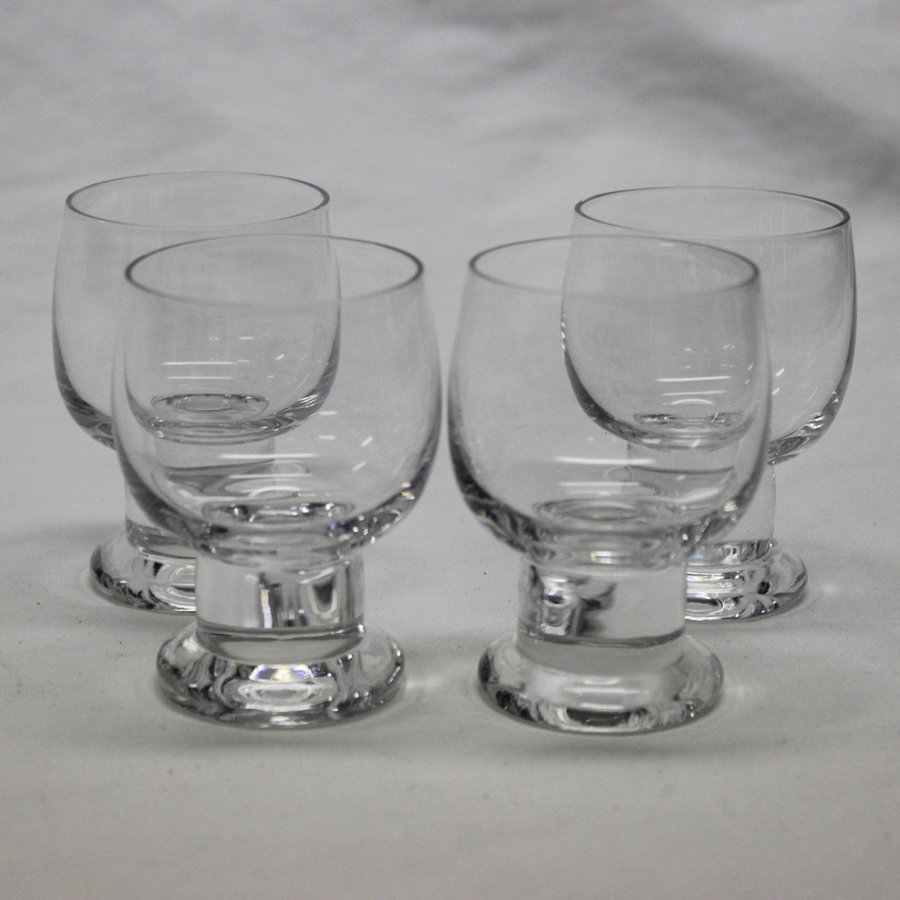 4 Snapsglas Spritglas 7,4 cm Orrefors Måtta Gunnar Cyrén 1969