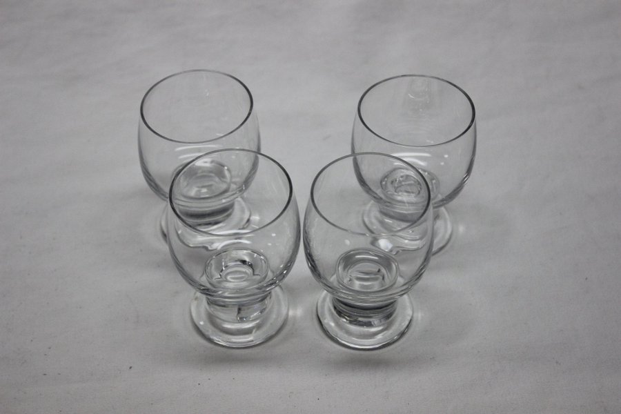 4 Snapsglas Spritglas 7,4 cm Orrefors Måtta Gunnar Cyrén 1969