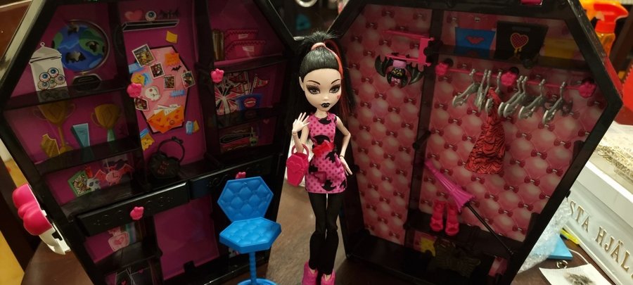 Monster high - draculocker - draculaura