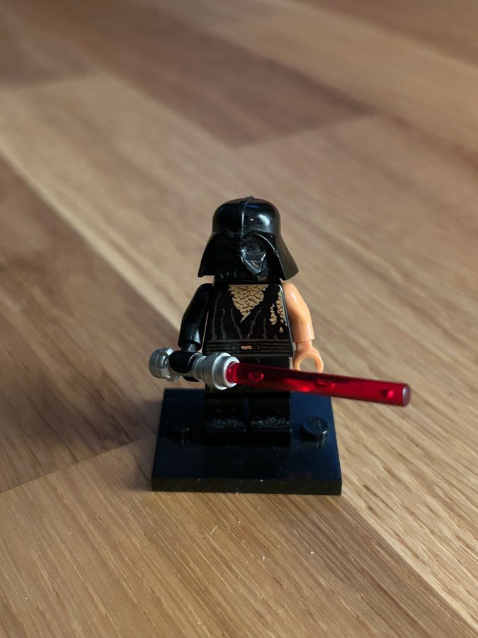 Lego - Star Wars - Anakin/Darth Vader Battle Damaged (från LEGO 8096)