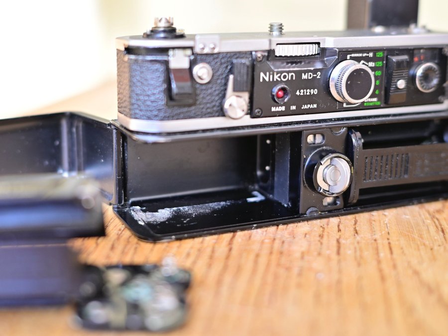 Nikon MD-2 kameragrepp