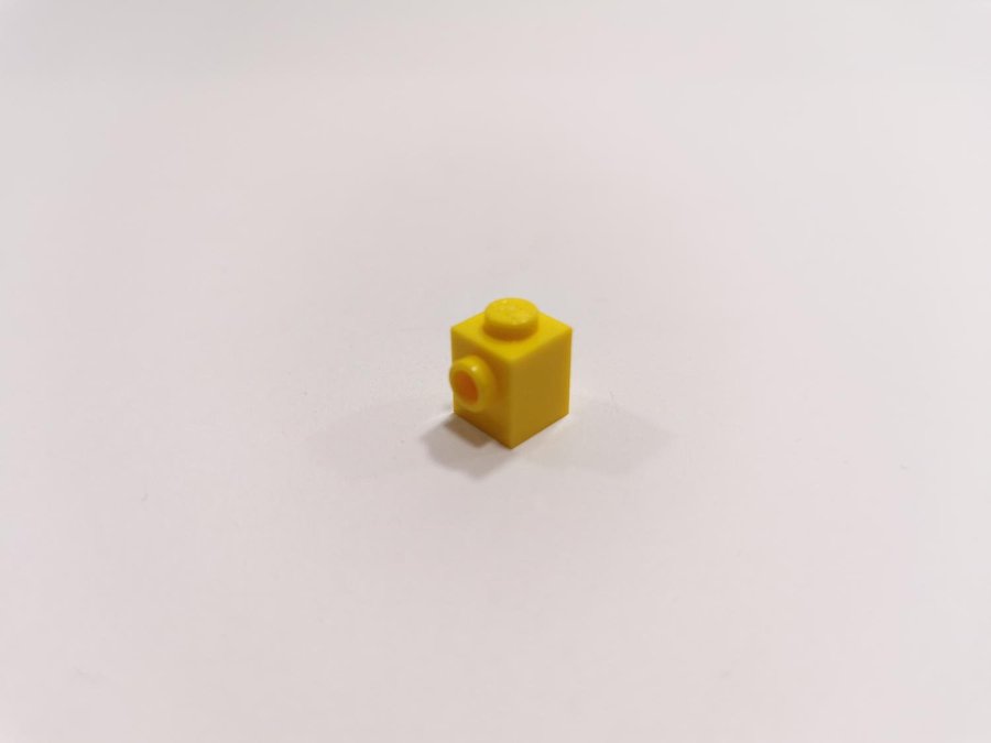 Lego - brick - modifierad - stud on 1 sides - 1x1 - part 87087 - gul