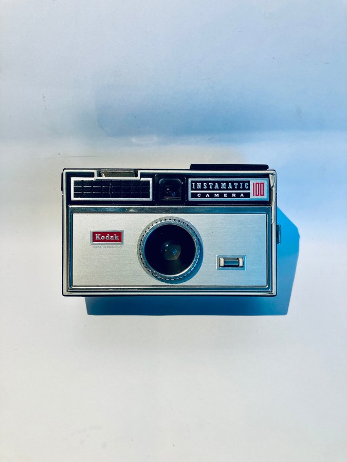 Retro / Vintage Kamera - Kodak Instamatic 100